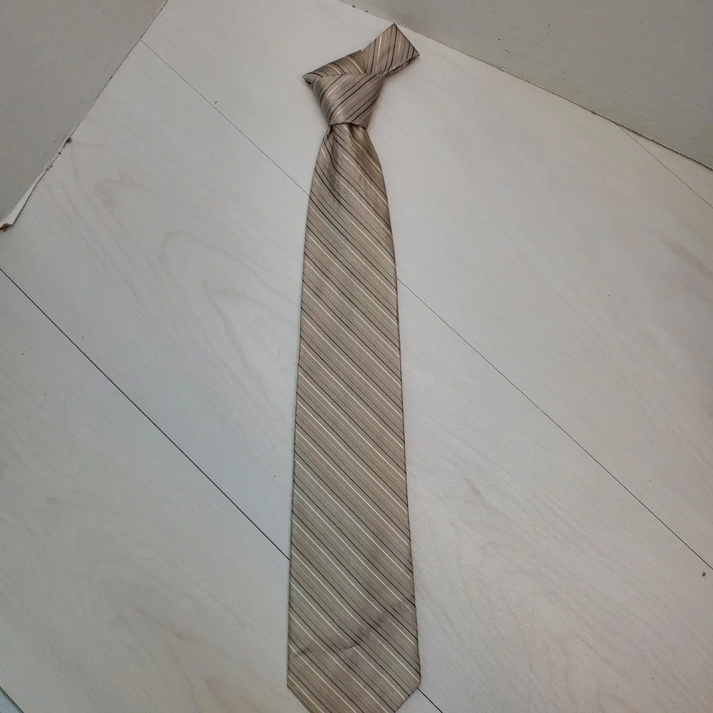 Claiborne Mens Silk Necktie Champagne Gold Brown Diagonal Stripe Handmade Tie